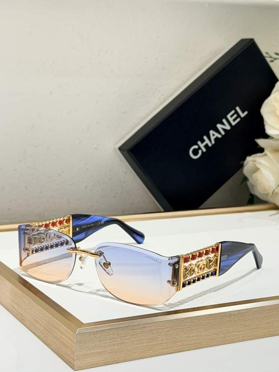 Picture of Chanel Sunglasses _SKUfw77293661fw